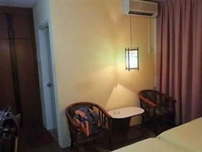 Hotel Waterfall George Town